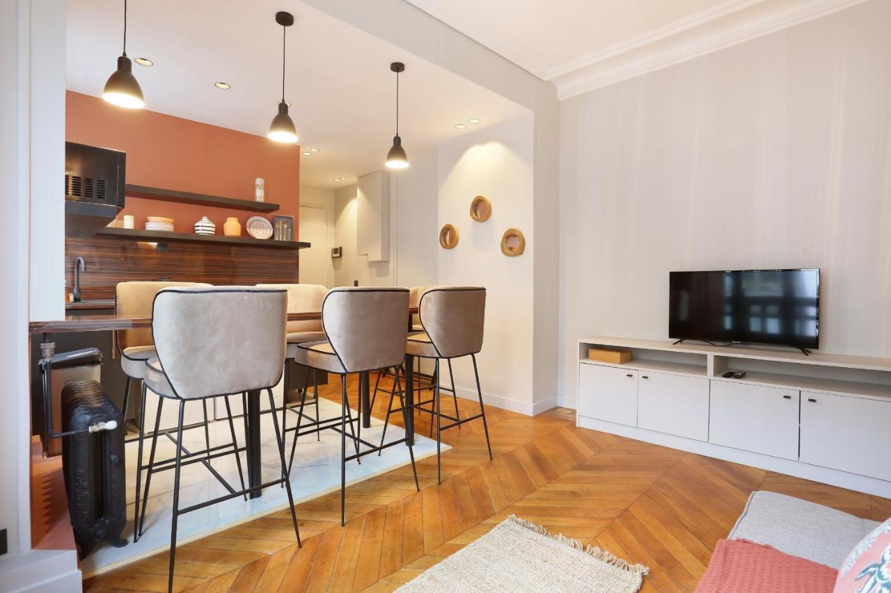 Apartment Center Of Paris By Studio Prestige Luaran gambar